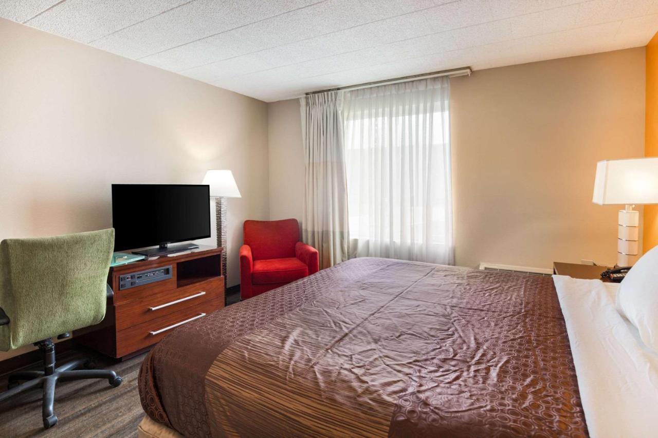 Fairmount Inn & Suites - Stroudsburg, Poconos Delaware Water Gap Dış mekan fotoğraf