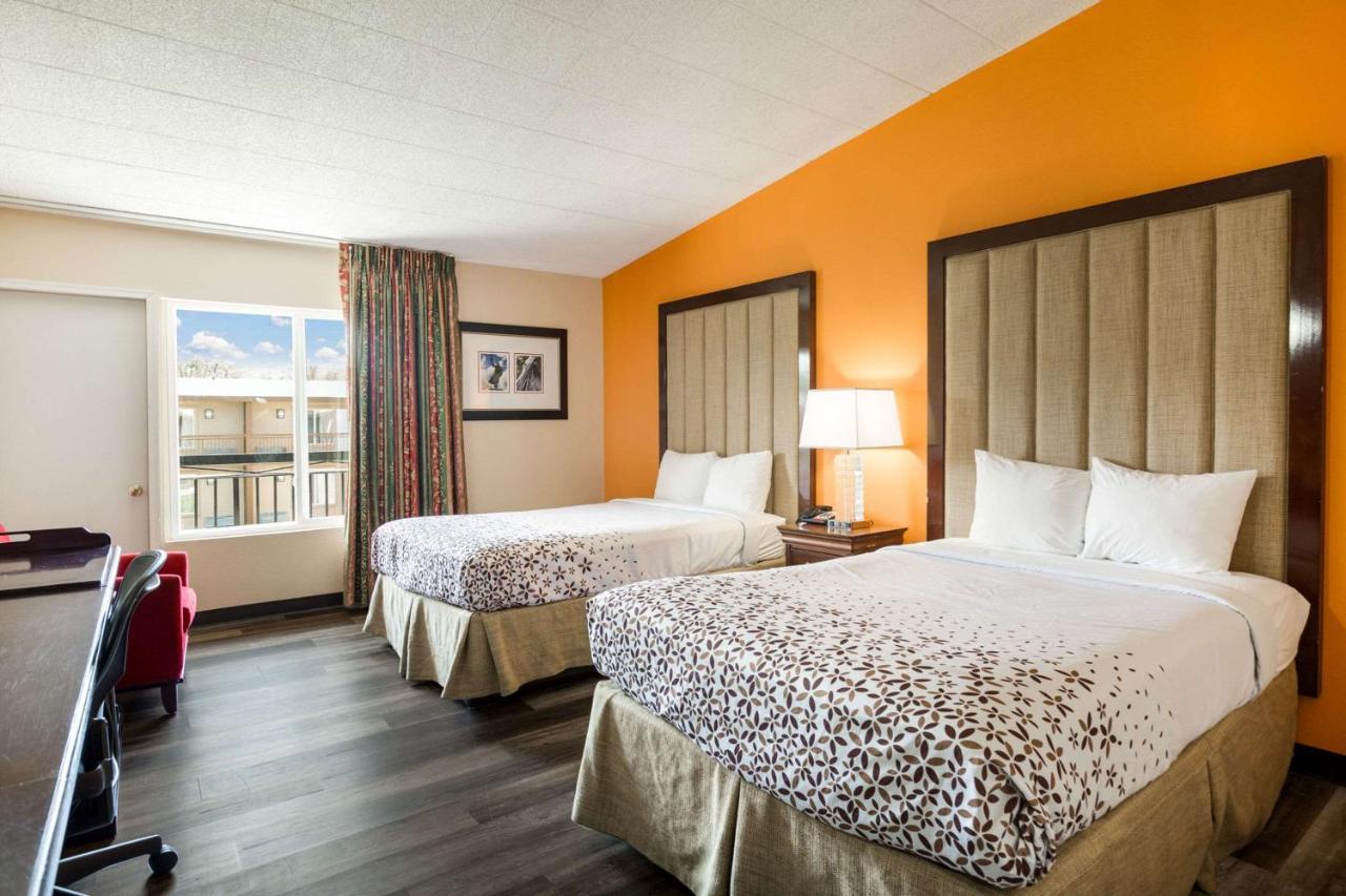 Fairmount Inn & Suites - Stroudsburg, Poconos Delaware Water Gap Dış mekan fotoğraf